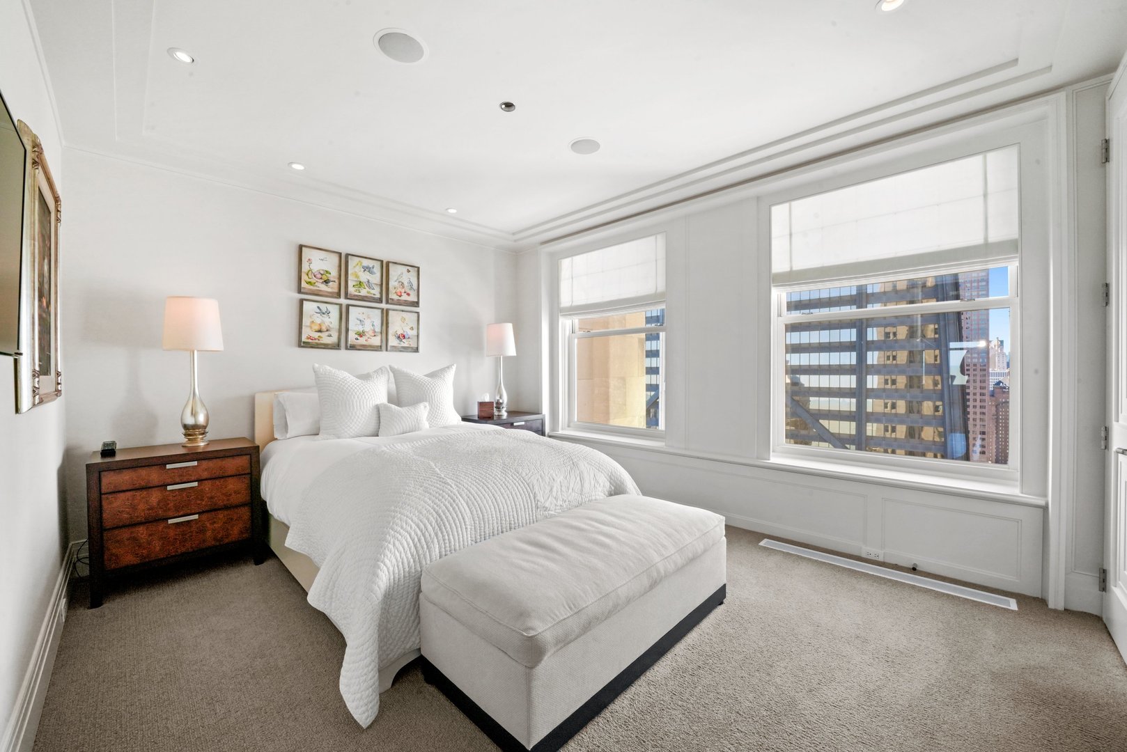159 E Walton Place Unit: 28A