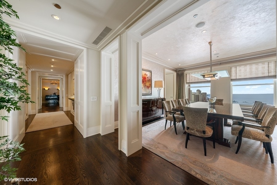 159 E Walton Place Unit: 28A