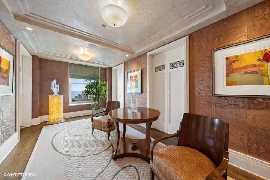 159 E Walton Place Unit: 28A
