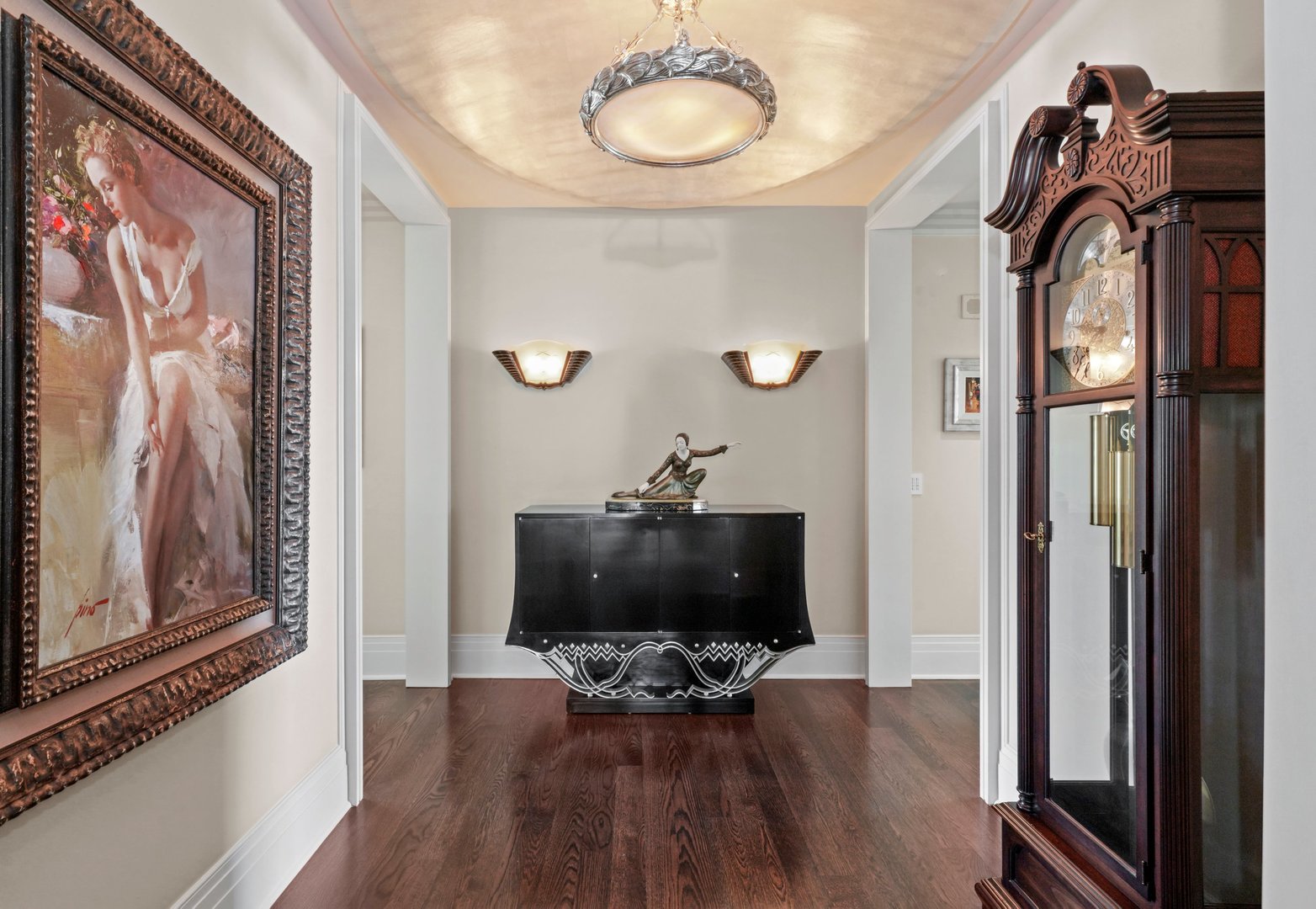 159 E Walton Place Unit: 28A