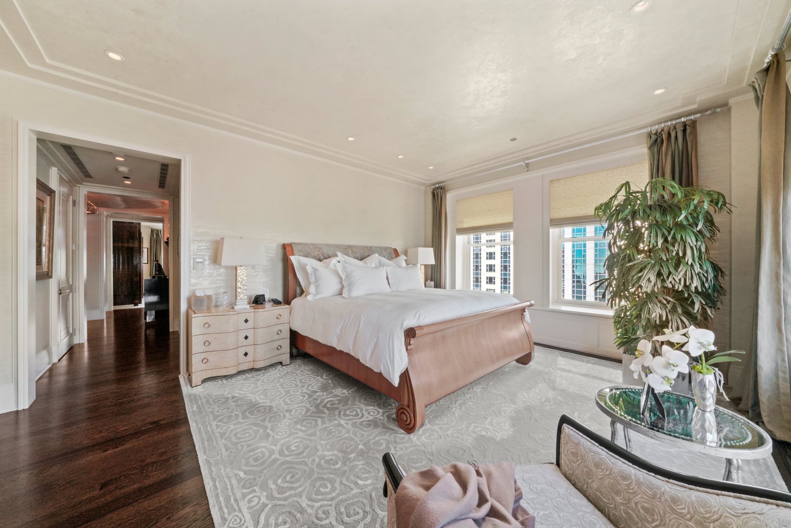 159 E Walton Place Unit: 28A