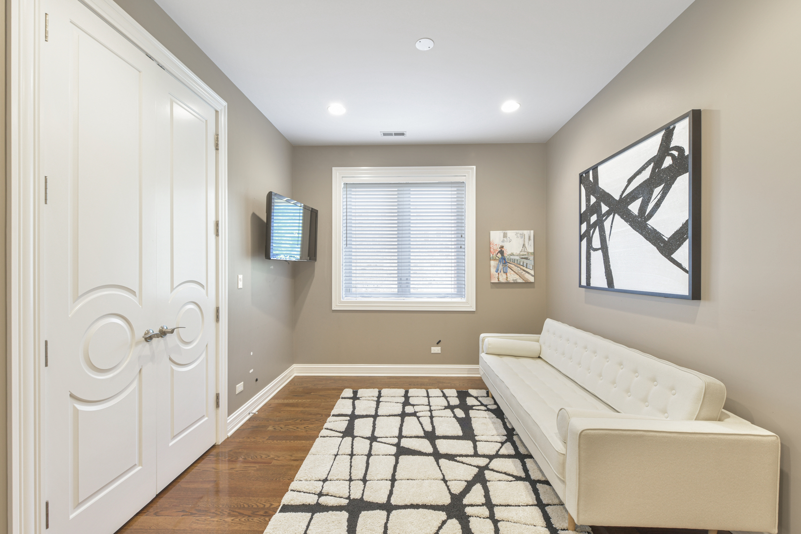 2223 W Wabansia Avenue Unit: 2W