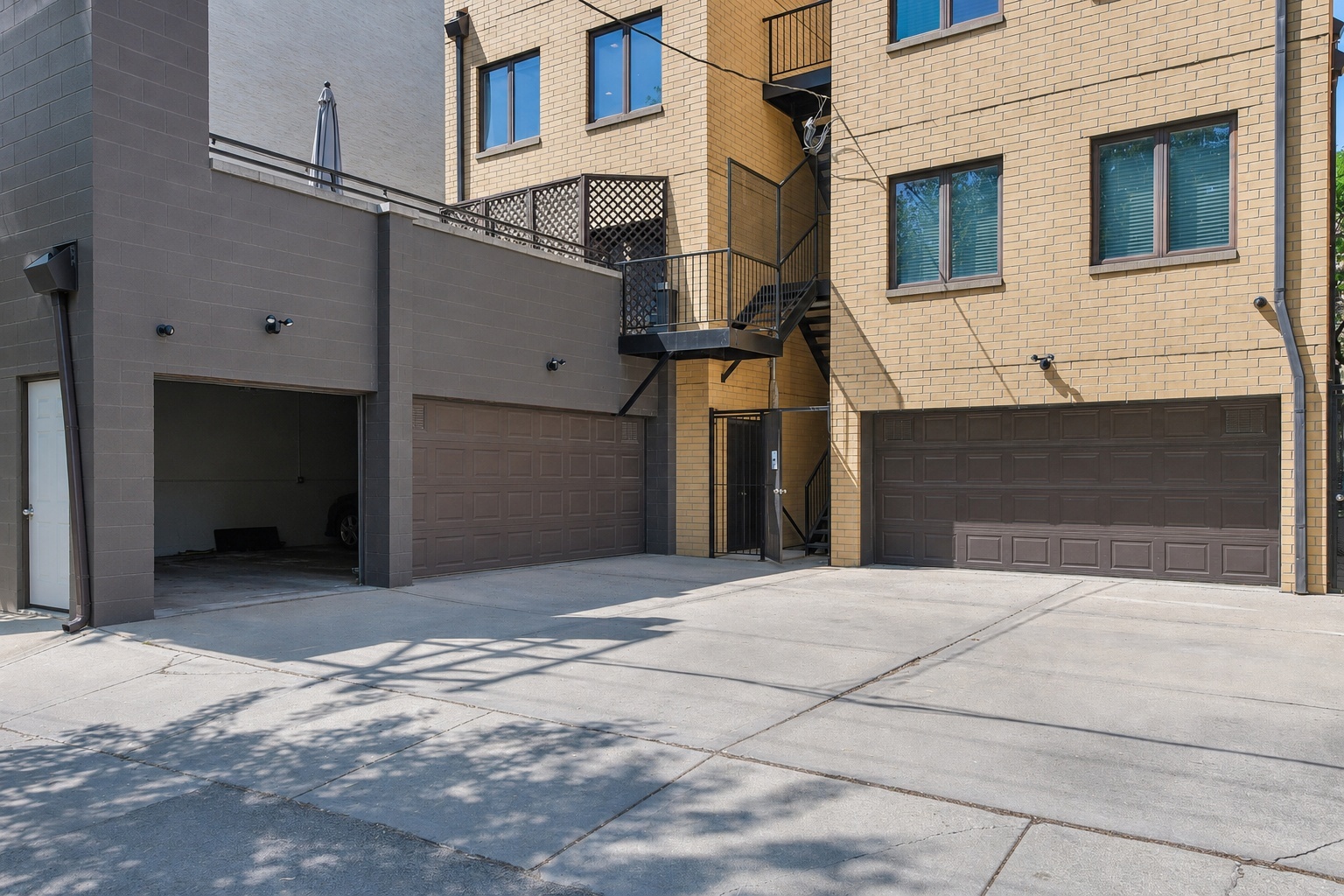 2223 W Wabansia Avenue Unit: 2W