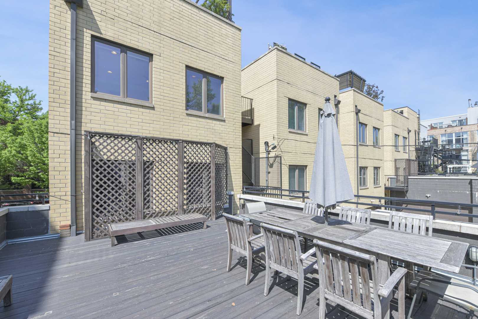 2223 W Wabansia Avenue Unit: 2W