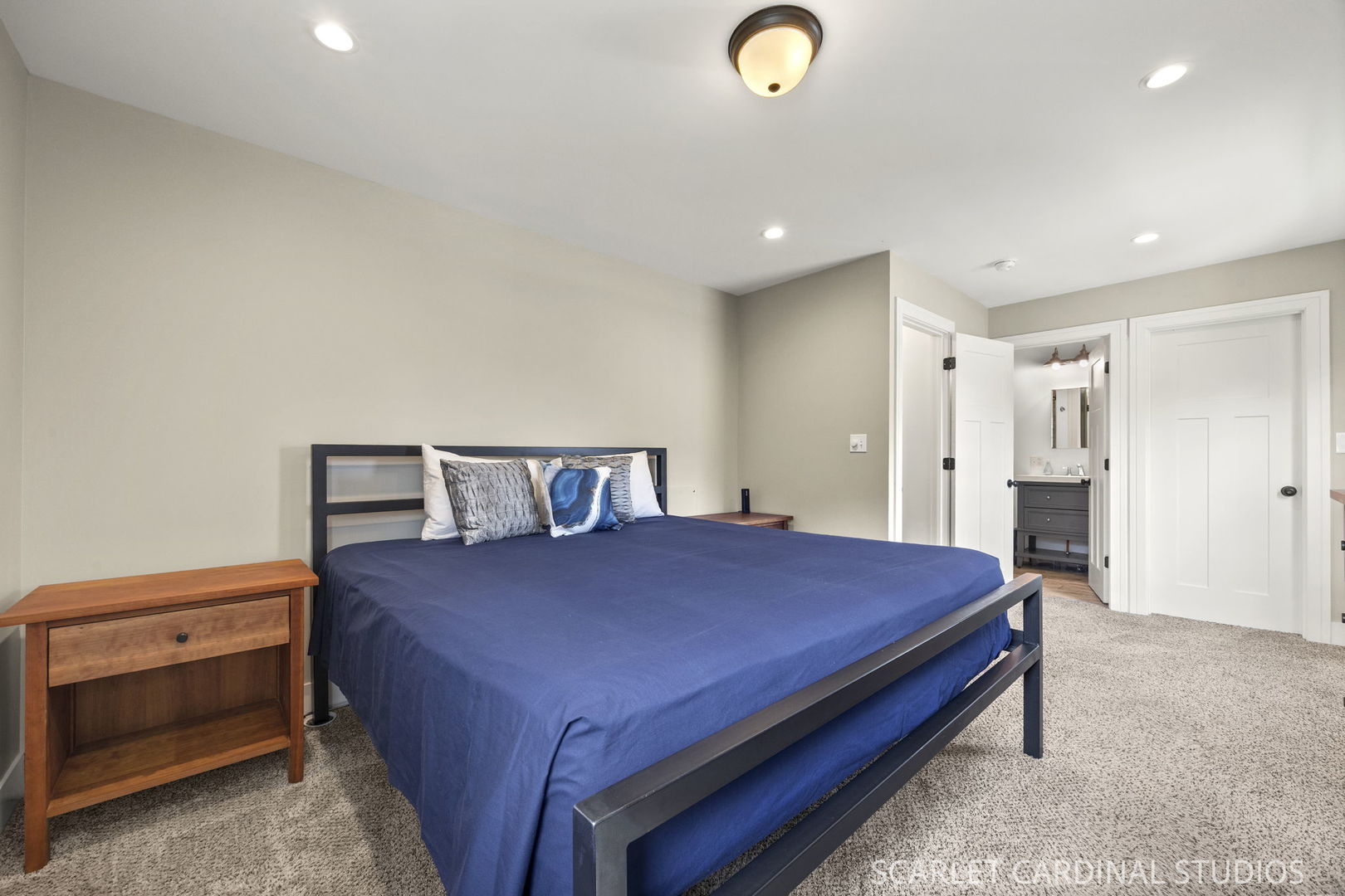226 S Lombard Avenue