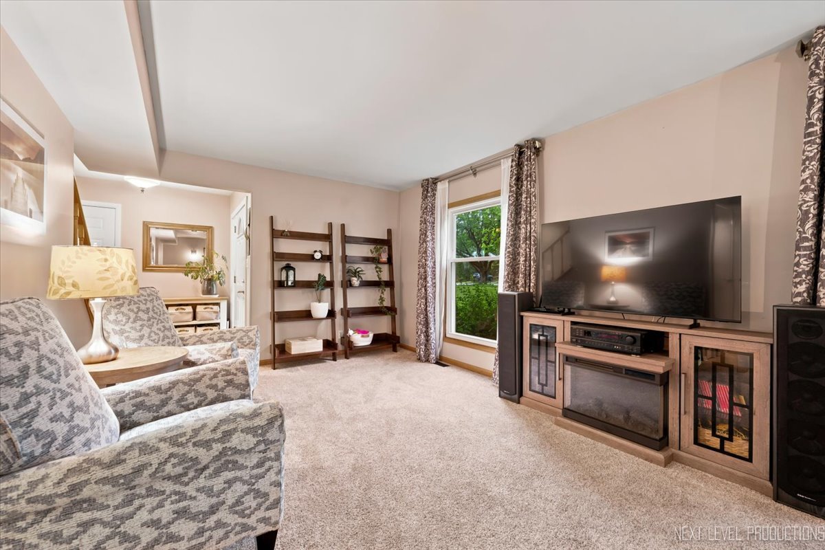 452 N Glengarry Drive