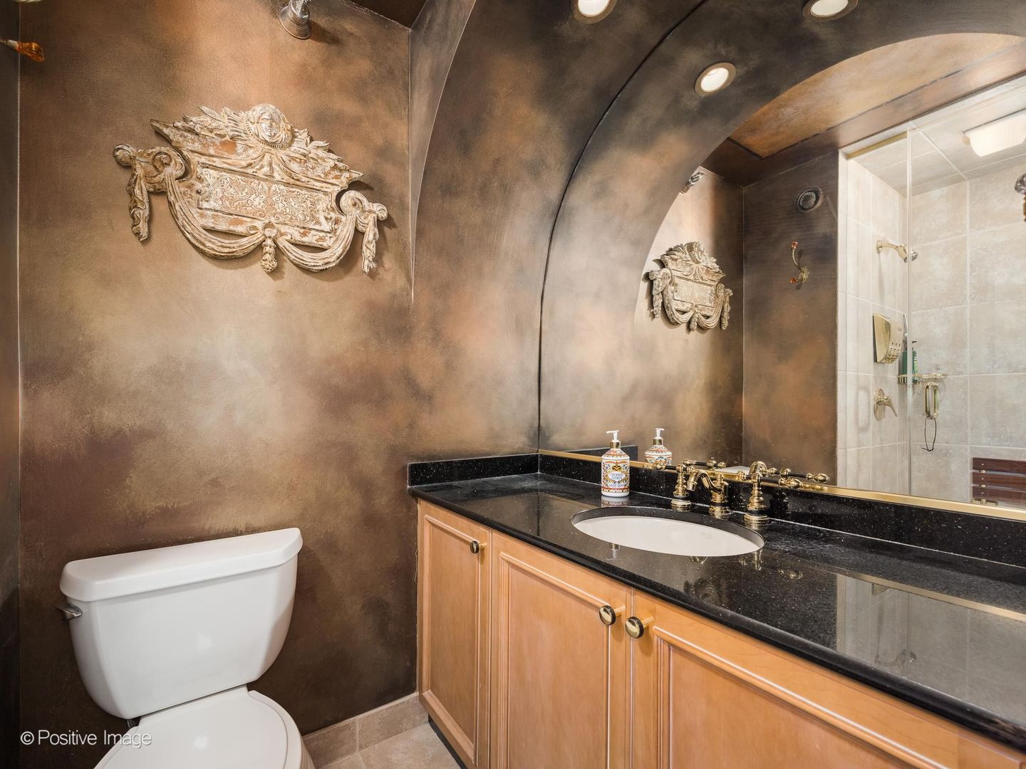 195 N Harbor Drive Unit: 3208