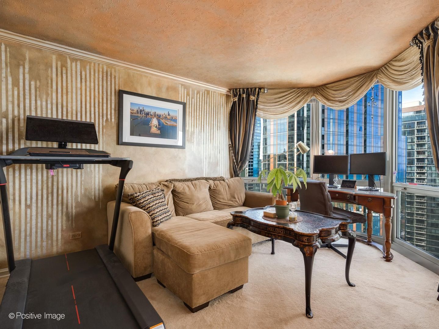 195 N Harbor Drive Unit: 3208