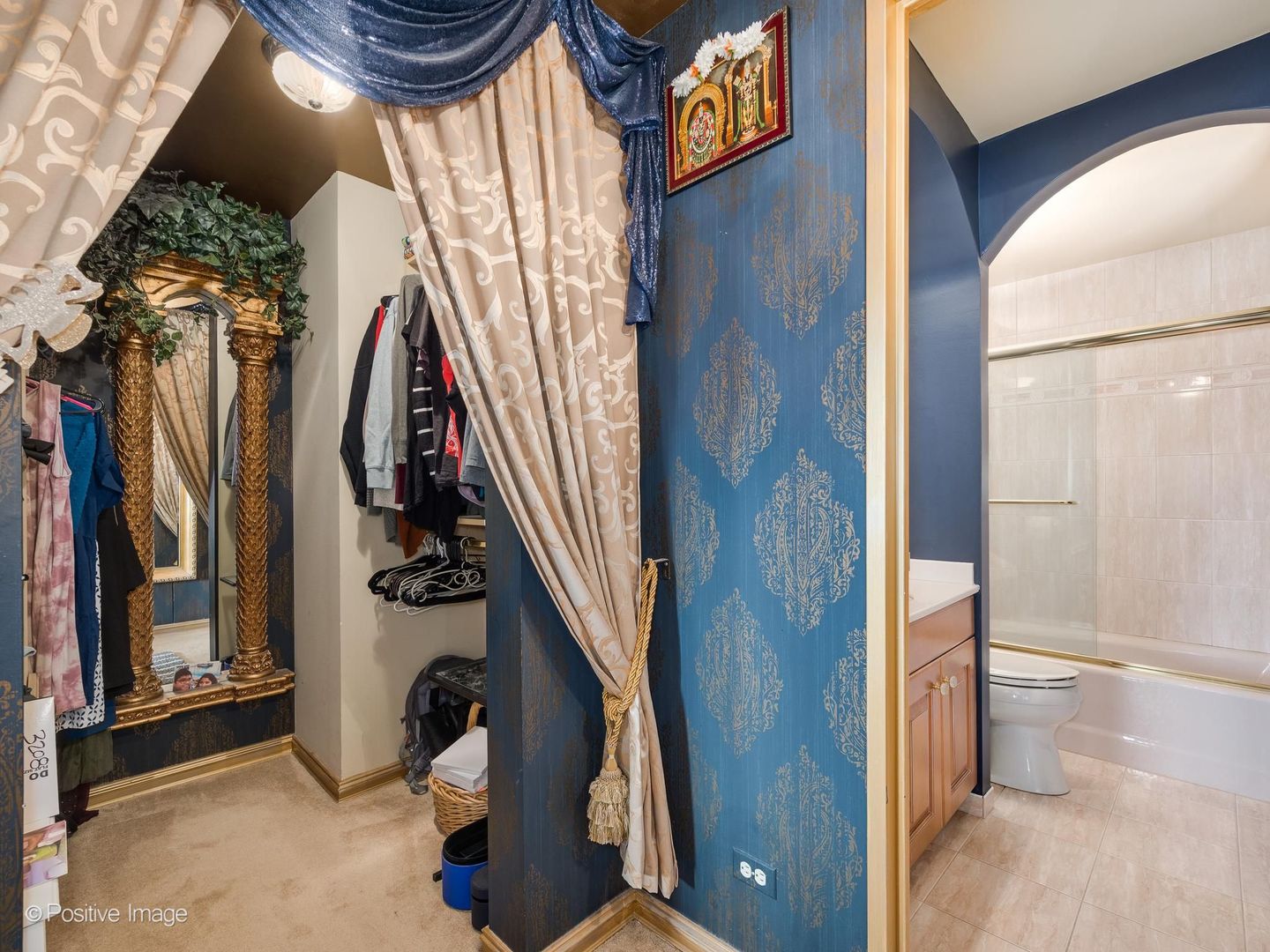 195 N Harbor Drive Unit: 3208