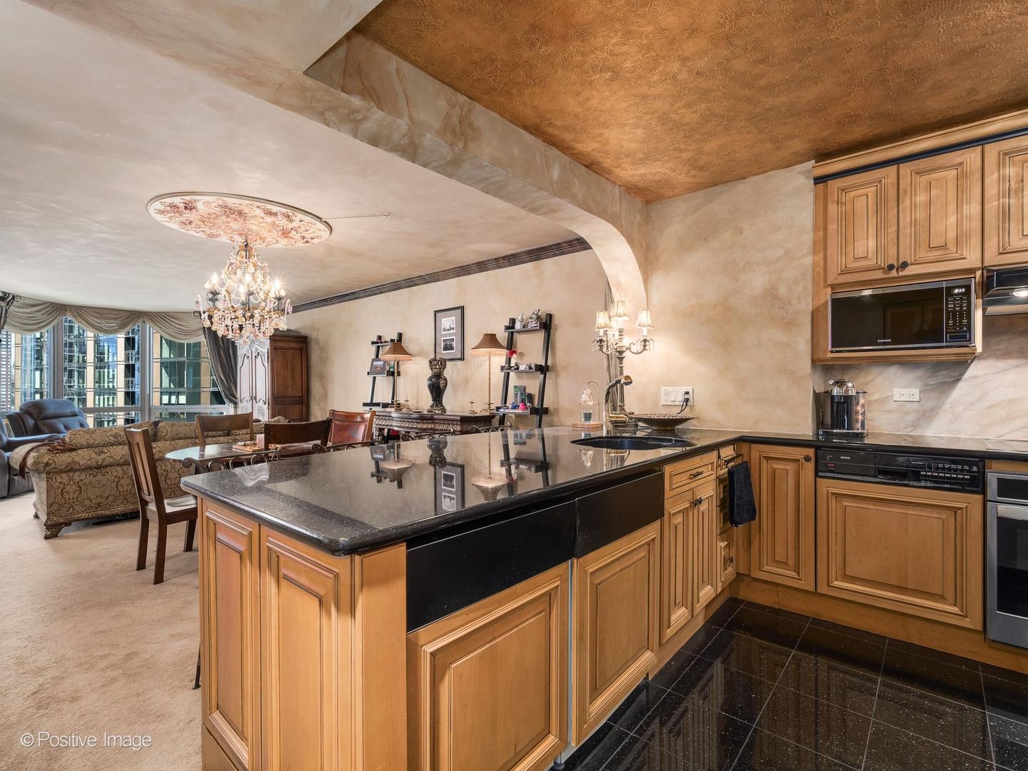 195 N Harbor Drive Unit: 3208