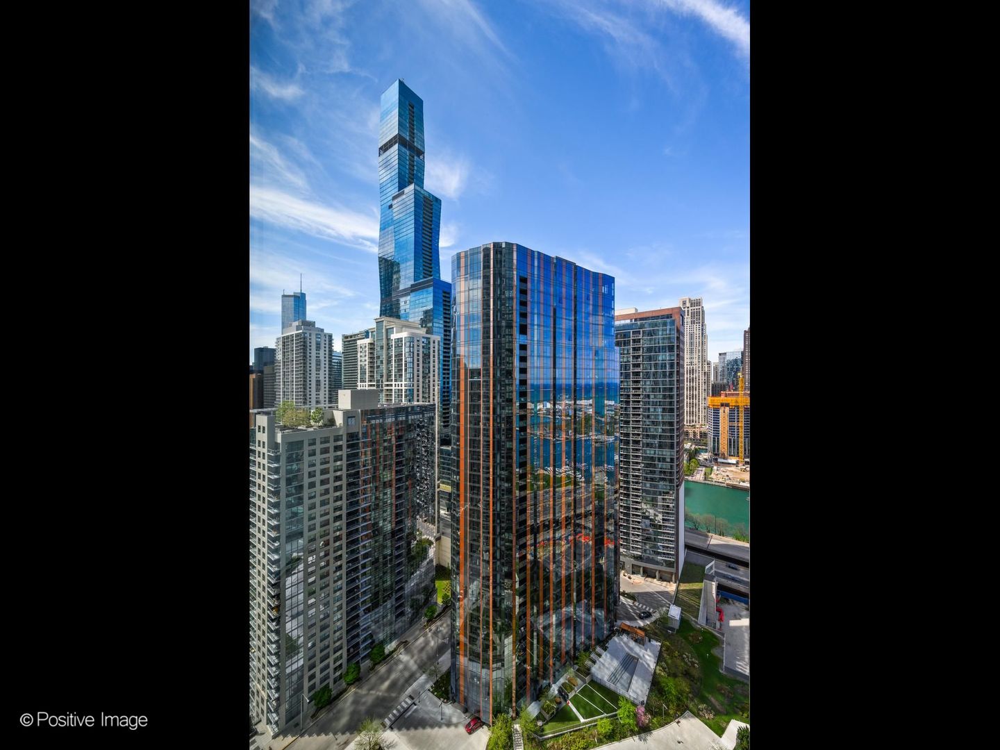 195 N Harbor Drive Unit: 3208