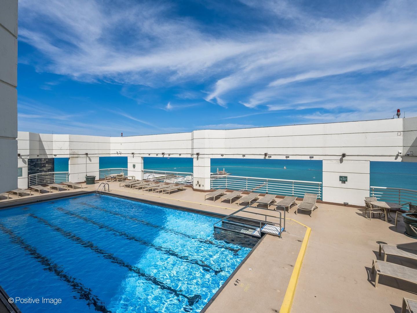 195 N Harbor Drive Unit: 3208