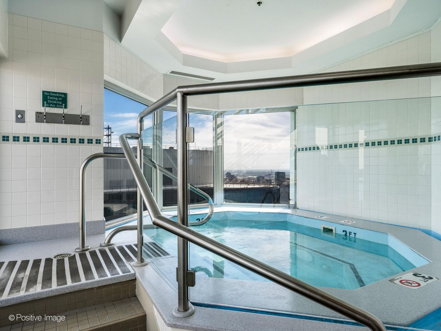 195 N Harbor Drive Unit: 3208