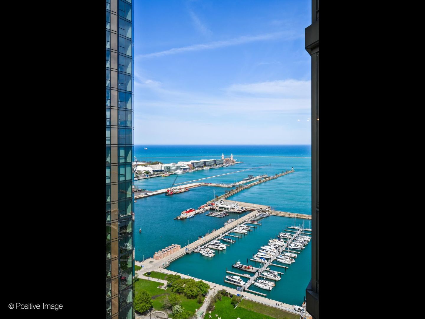 195 N Harbor Drive Unit: 3208
