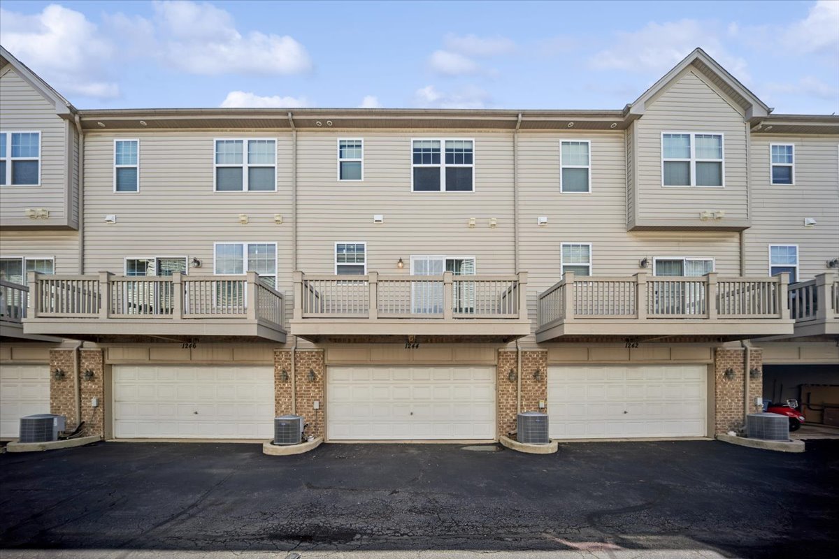 1244 Evergreen Avenue