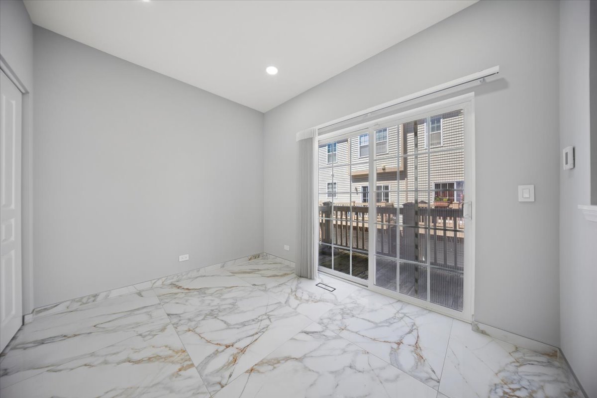 1244 Evergreen Avenue