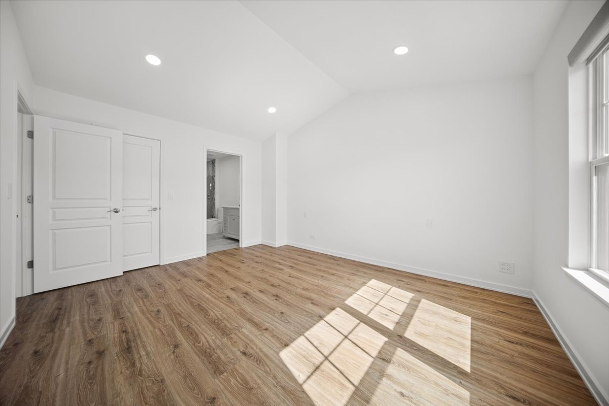 1244 Evergreen Avenue