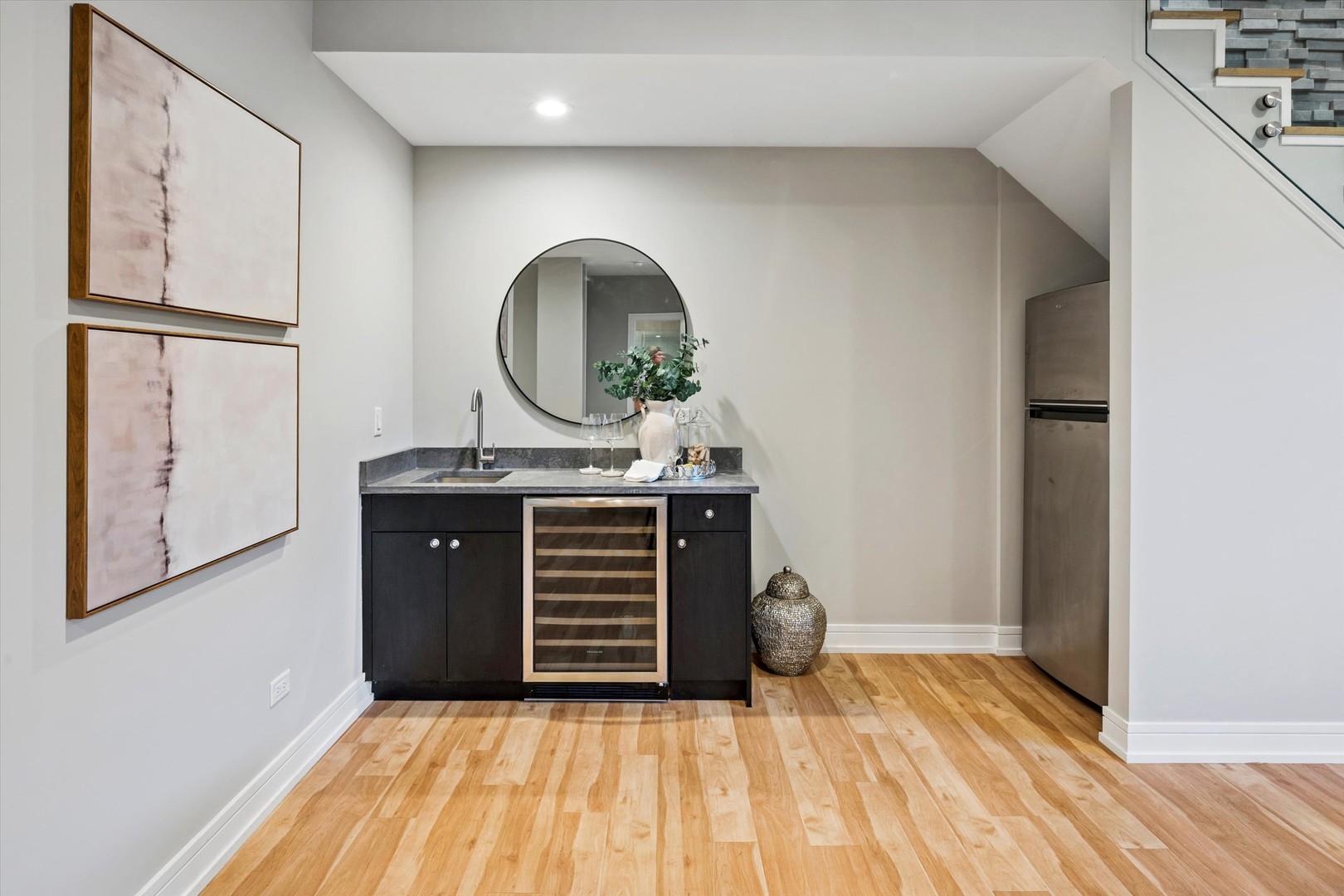 1203 W Superior Street Unit: 1B
