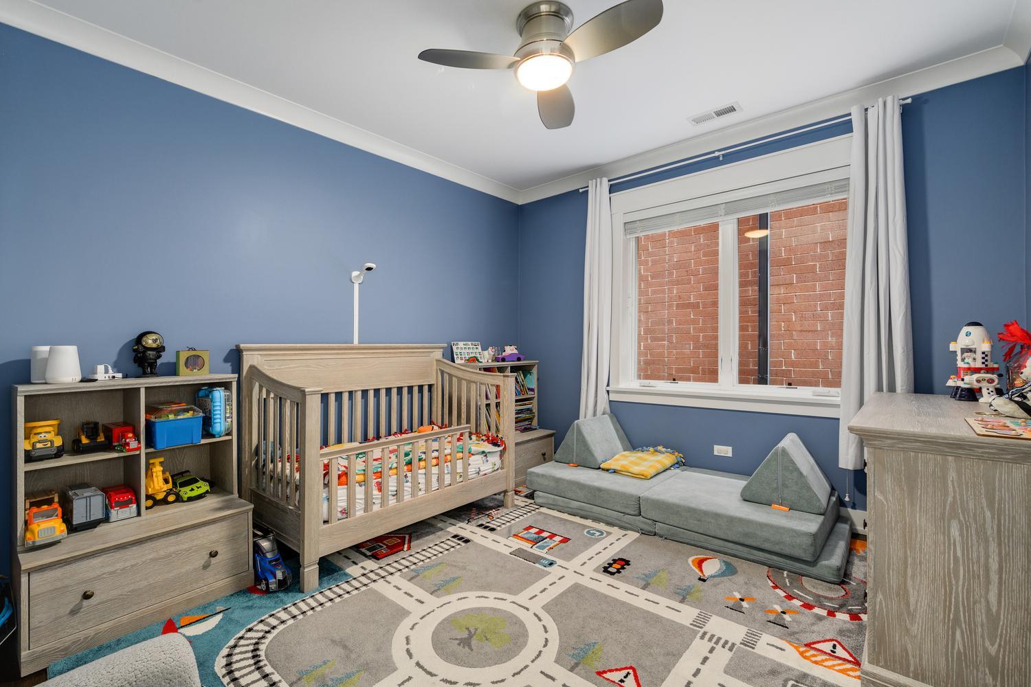 4007 N Paulina Street Unit: 2N