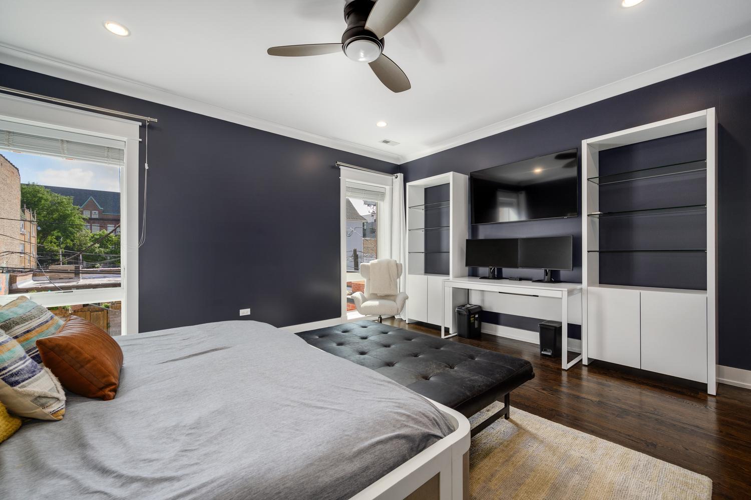4007 N Paulina Street Unit: 2N