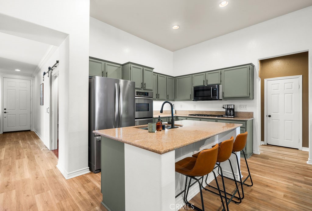 38085 Sevilla Avenue