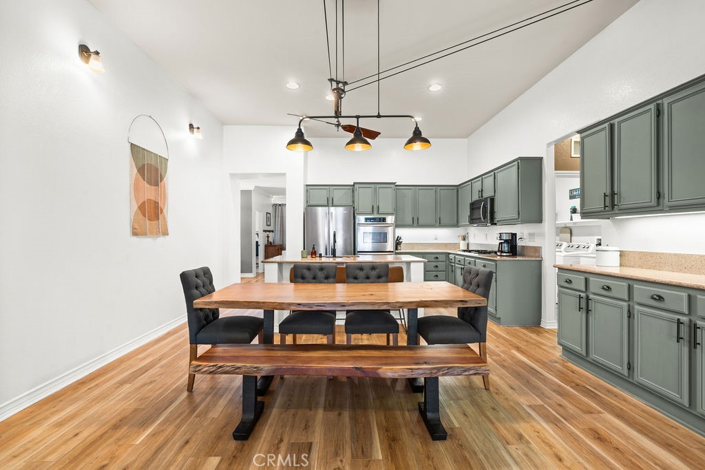 38085 Sevilla Avenue