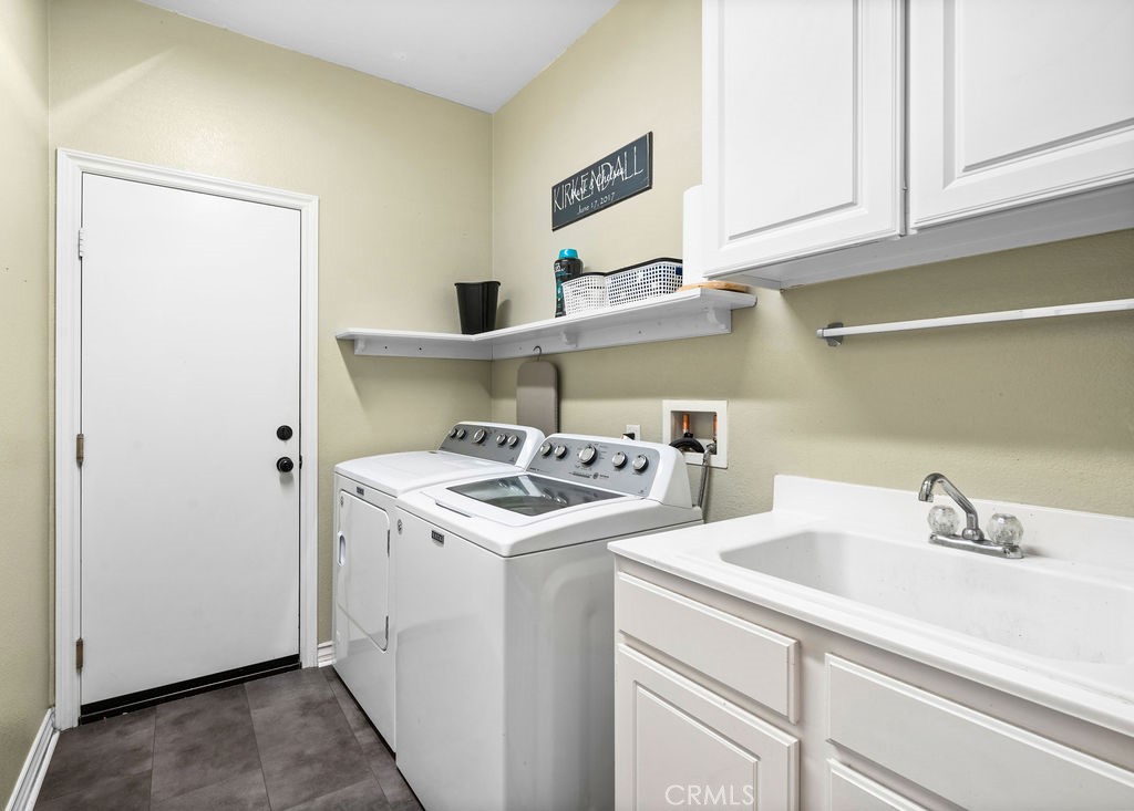 38085 Sevilla Avenue