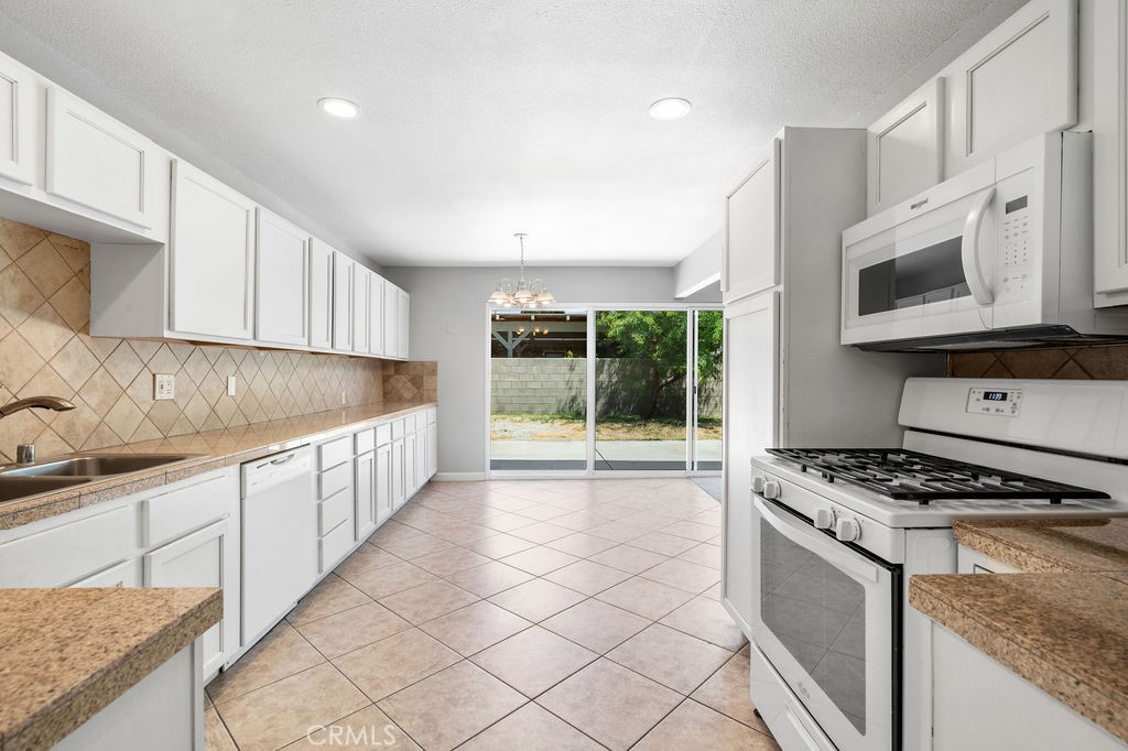 72450 Brushwood Drive