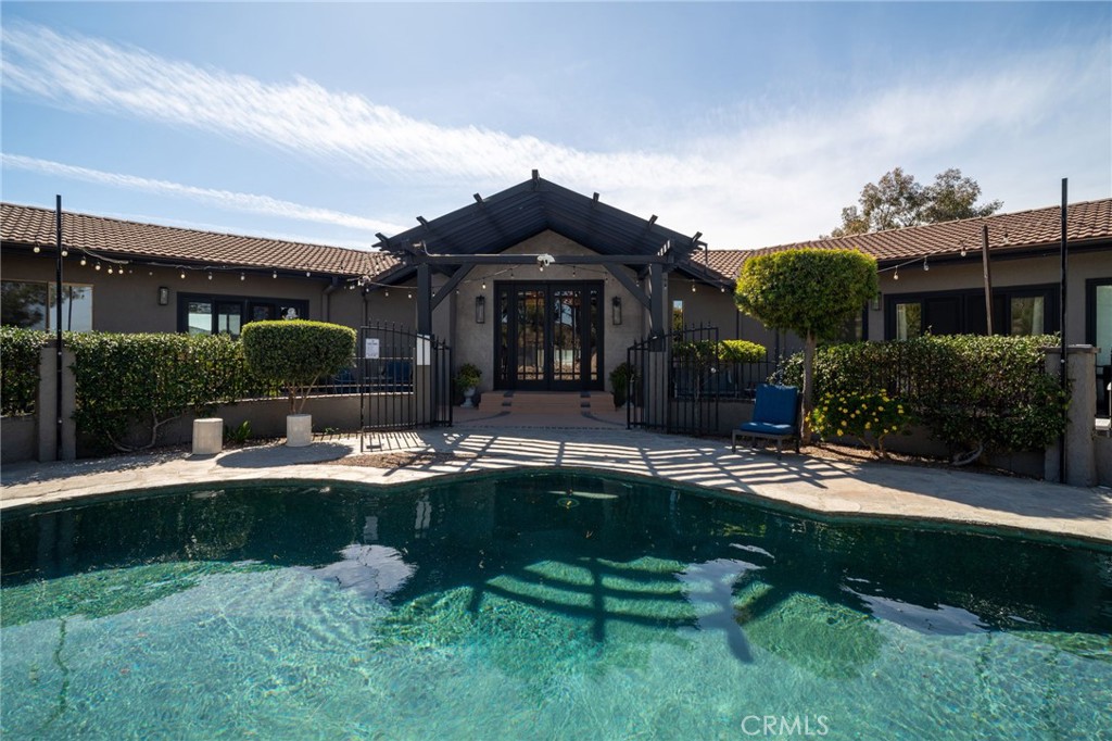 38270 Calaveras Road