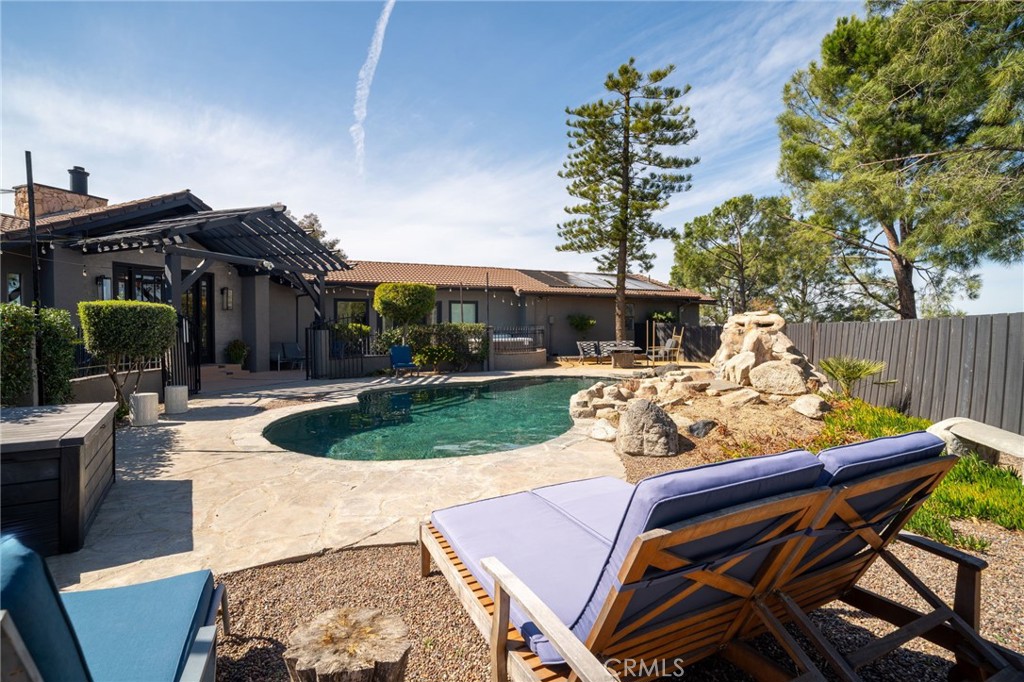 38270 Calaveras Road