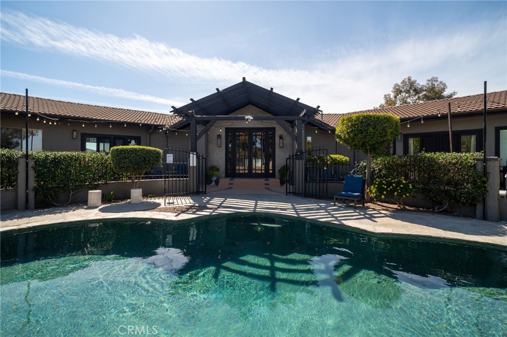 38270 Calaveras Road