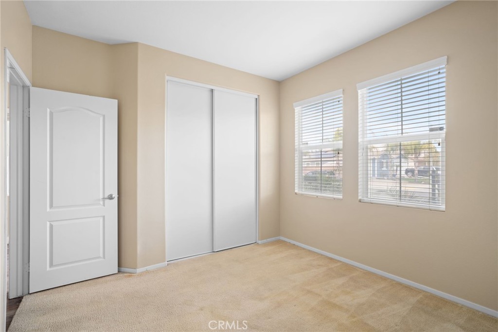 24093 Grafton Avenue