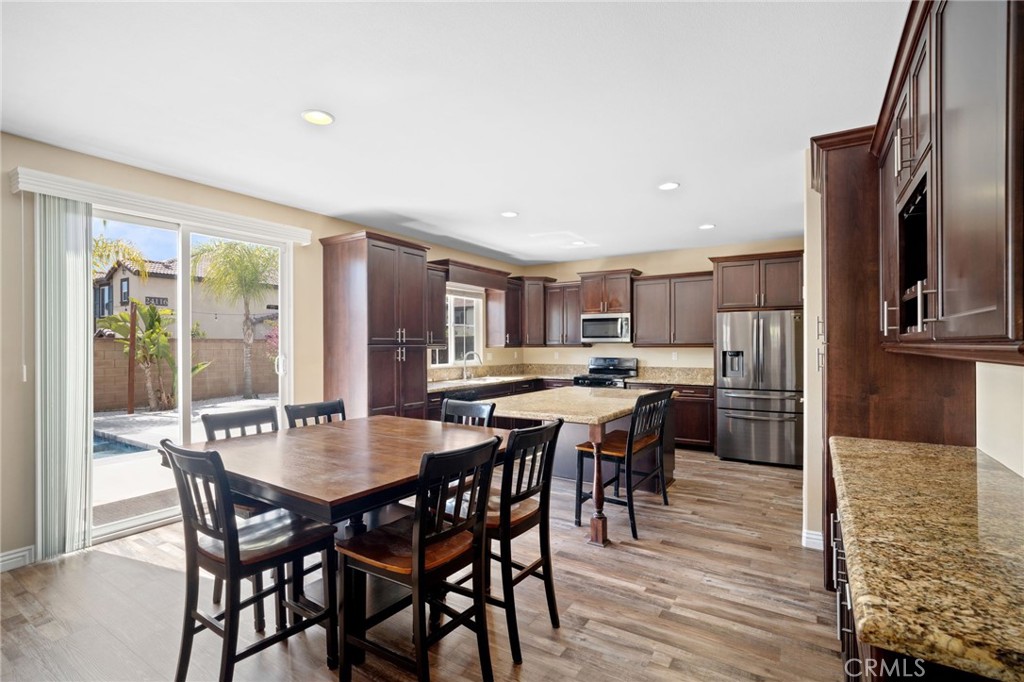 24093 Grafton Avenue