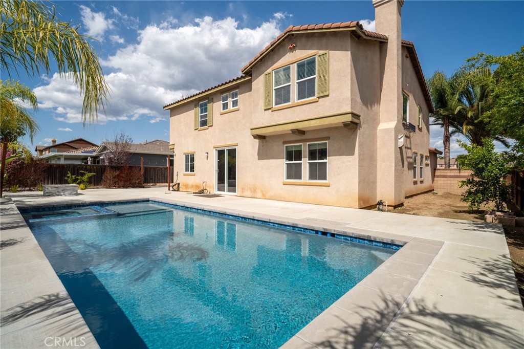 24093 Grafton Avenue