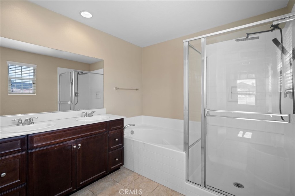 24093 Grafton Avenue