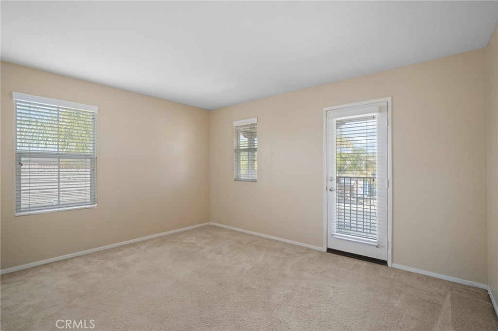 24093 Grafton Avenue