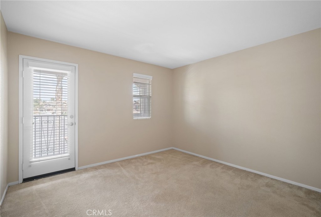 24093 Grafton Avenue