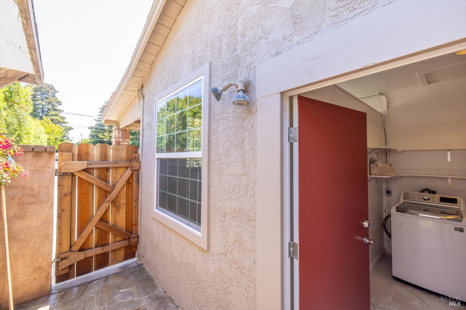 435 Hamilton Dr