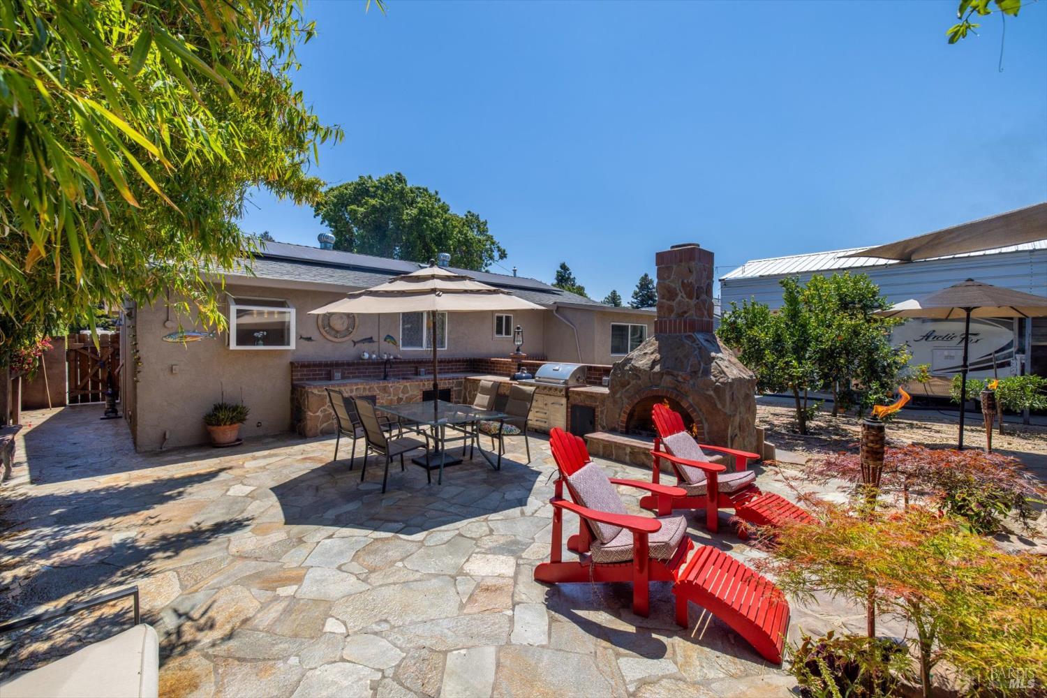 435 Hamilton Dr