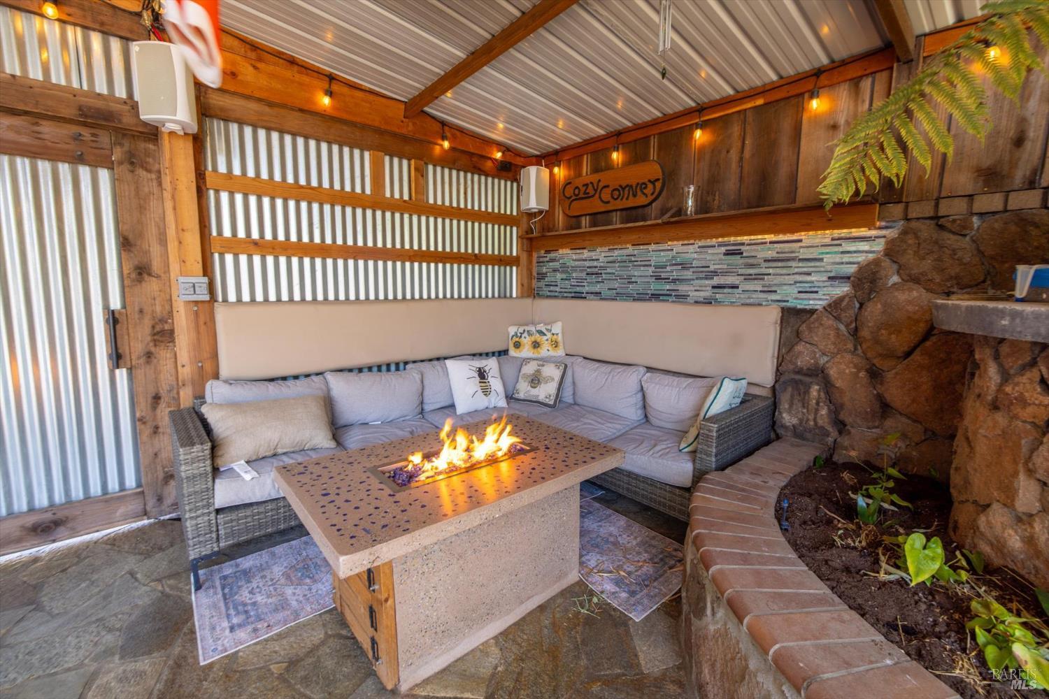 435 Hamilton Dr