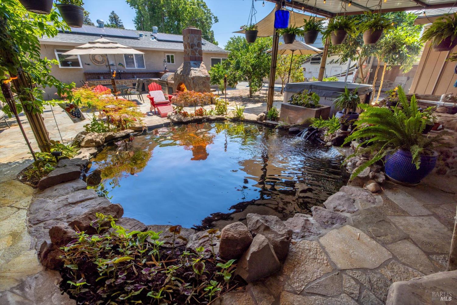 435 Hamilton Dr