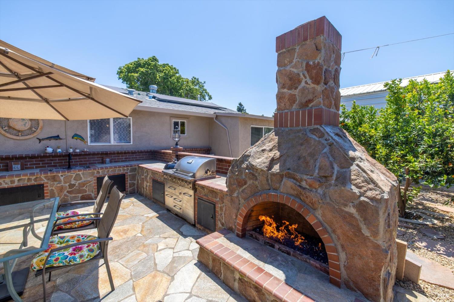 435 Hamilton Dr