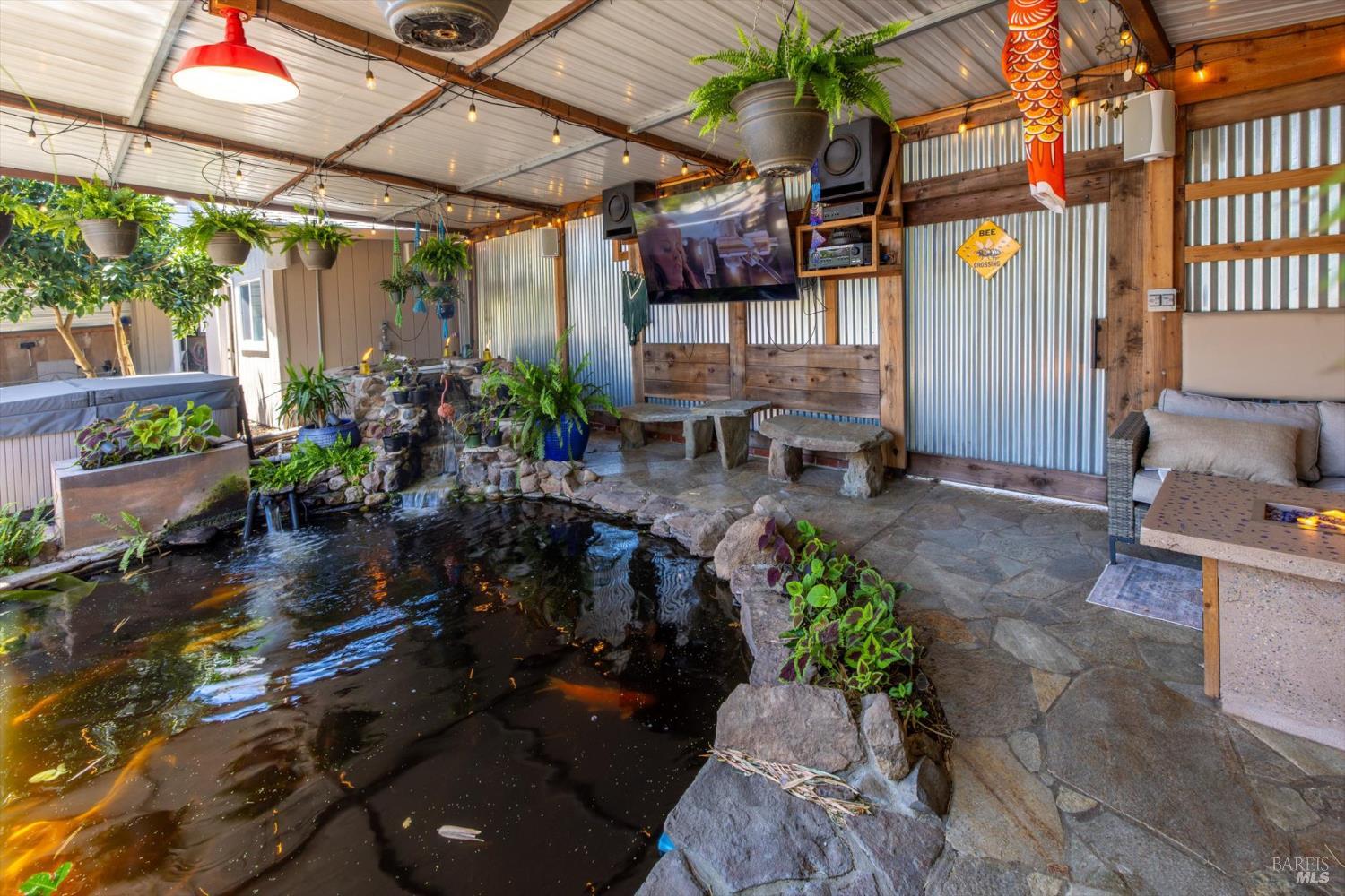 435 Hamilton Dr