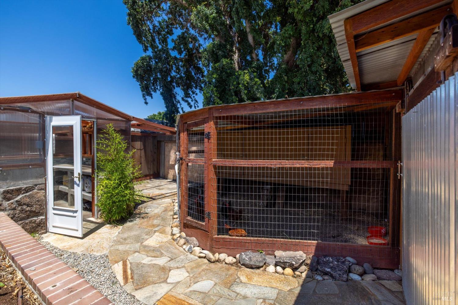 435 Hamilton Dr
