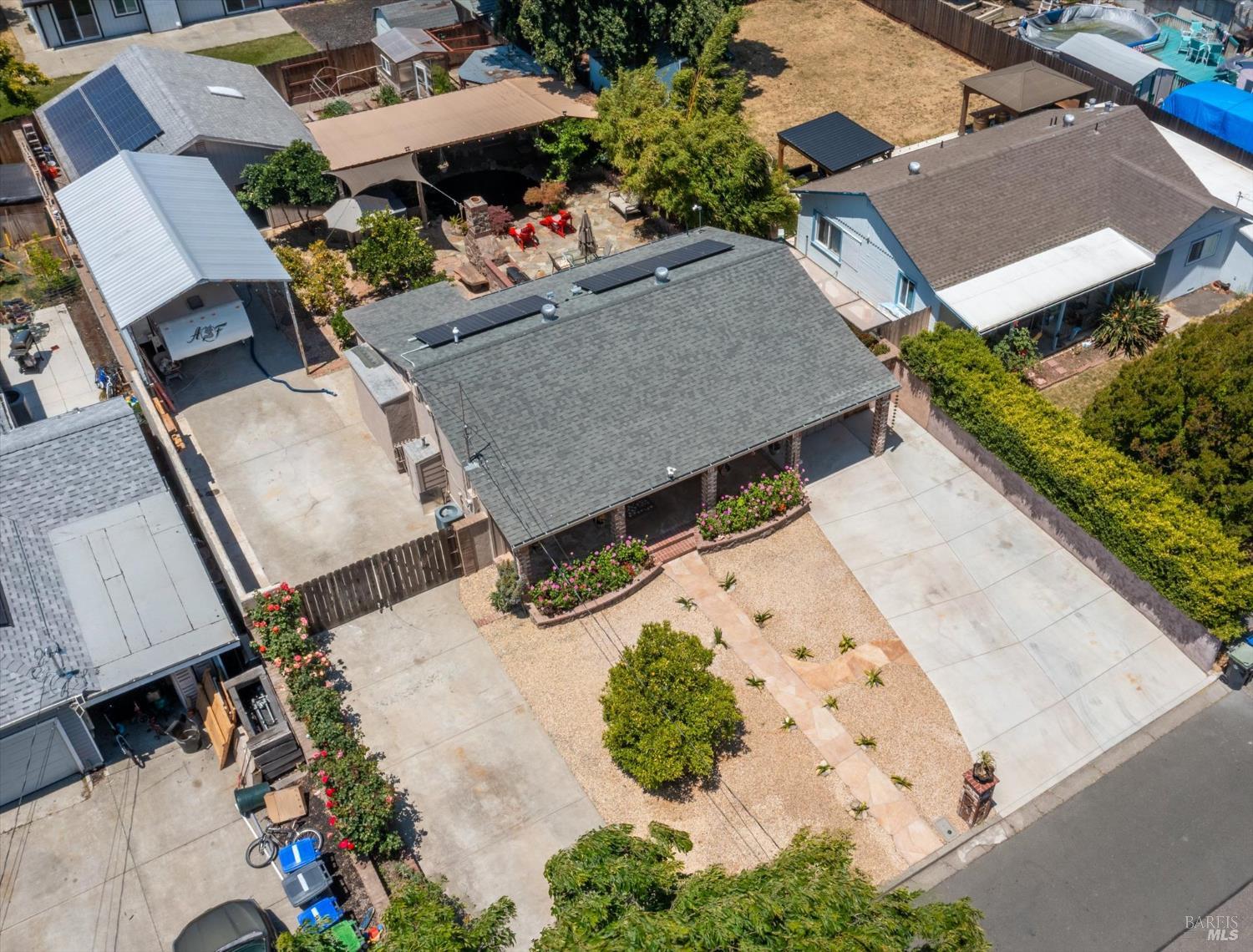 435 Hamilton Dr