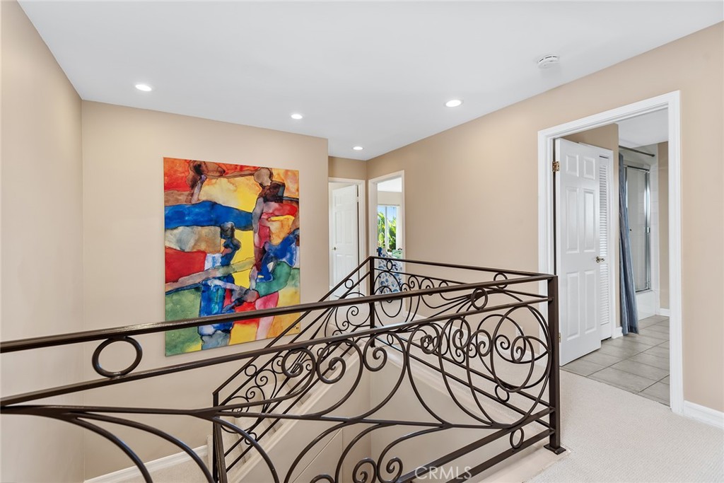 2770 BAYSHORE Avenue