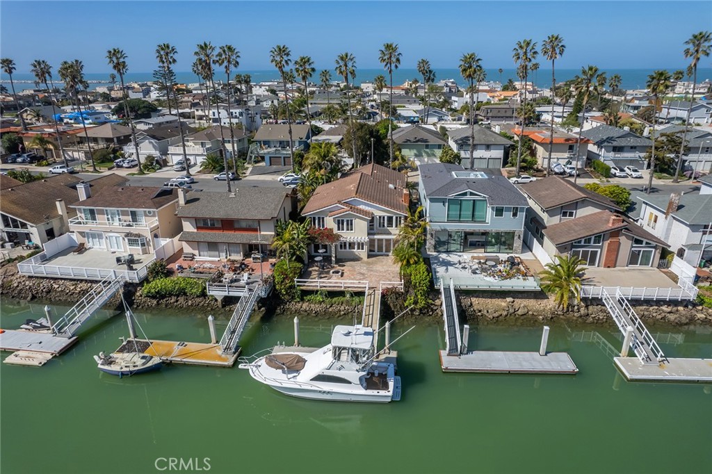 2770 BAYSHORE Avenue