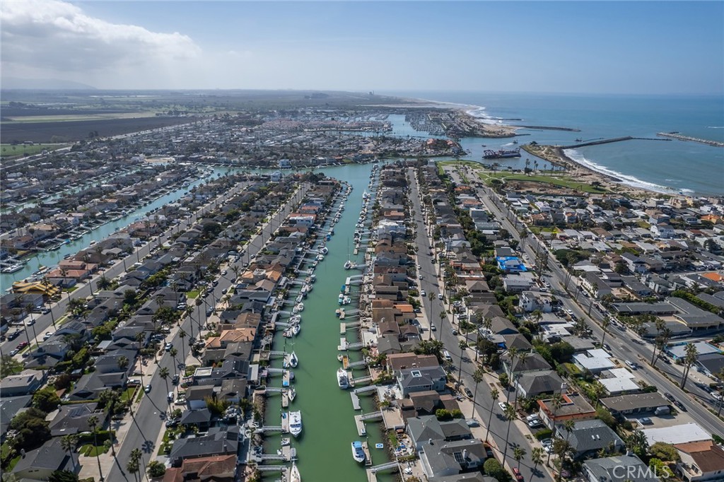 2770 BAYSHORE Avenue