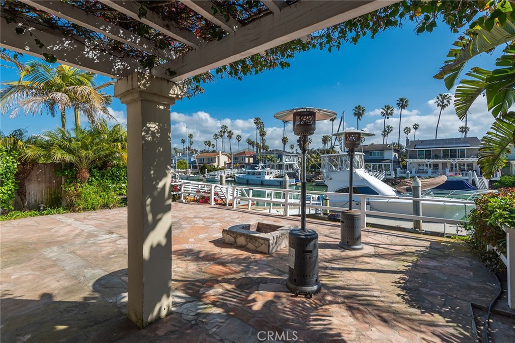 2770 BAYSHORE Avenue