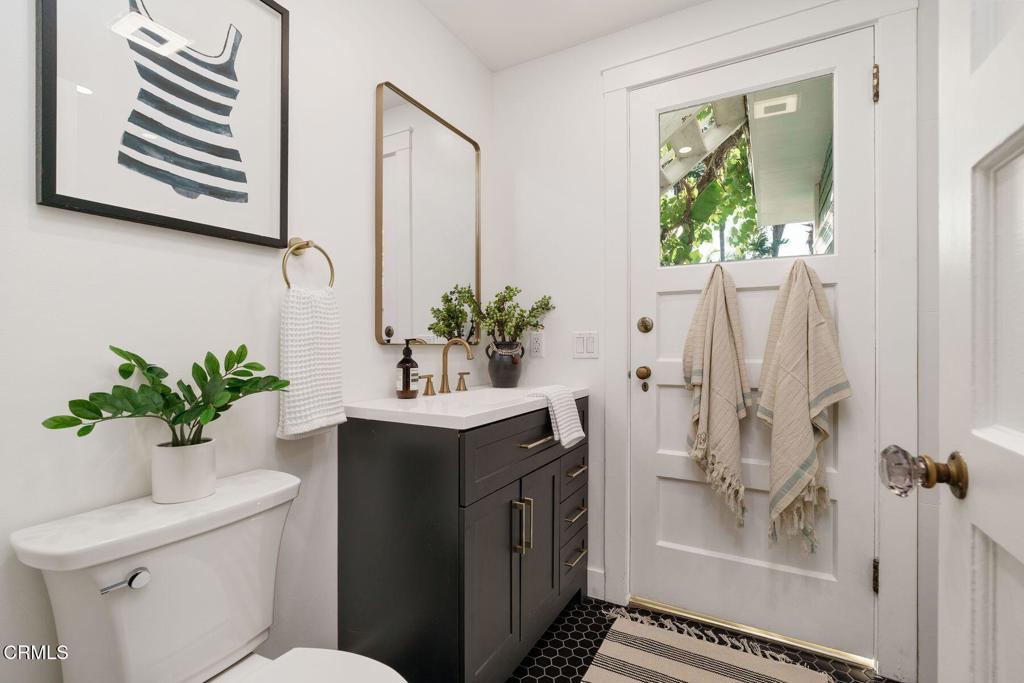 10047 Blackburn Road